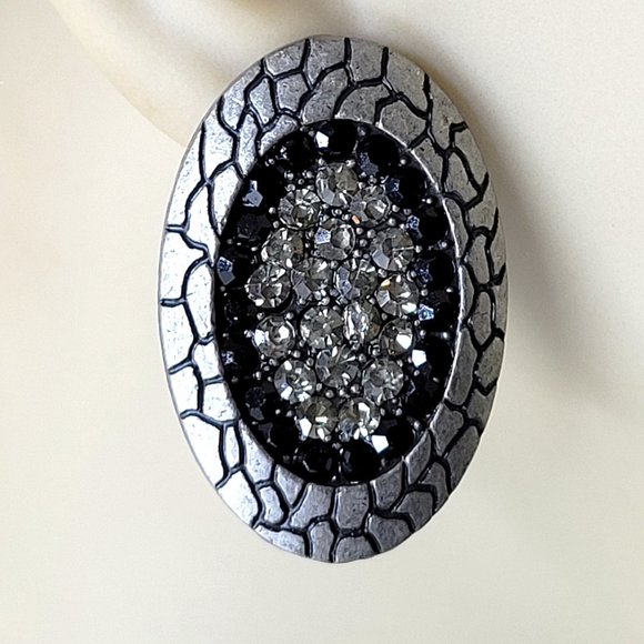 Grey and Black Oval Earrings with Rhinestones - Picture 2 of 10
